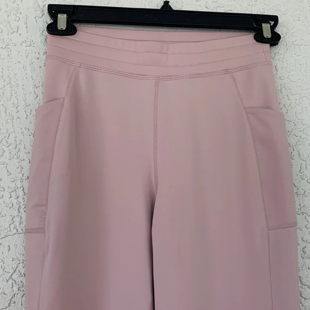 Fabletics joggers with size pockets lilac color size xs